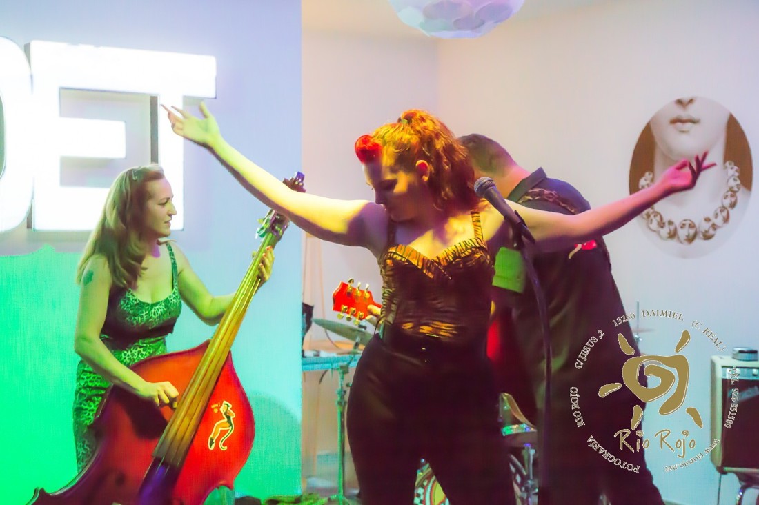 RioRojo con Gween0025